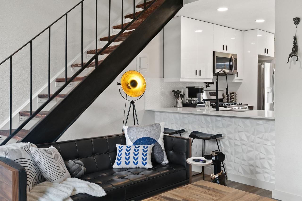 Апартаменты Contemporary Couples Getaway Near Austin Favorites - Loft 21 Экстерьер фото