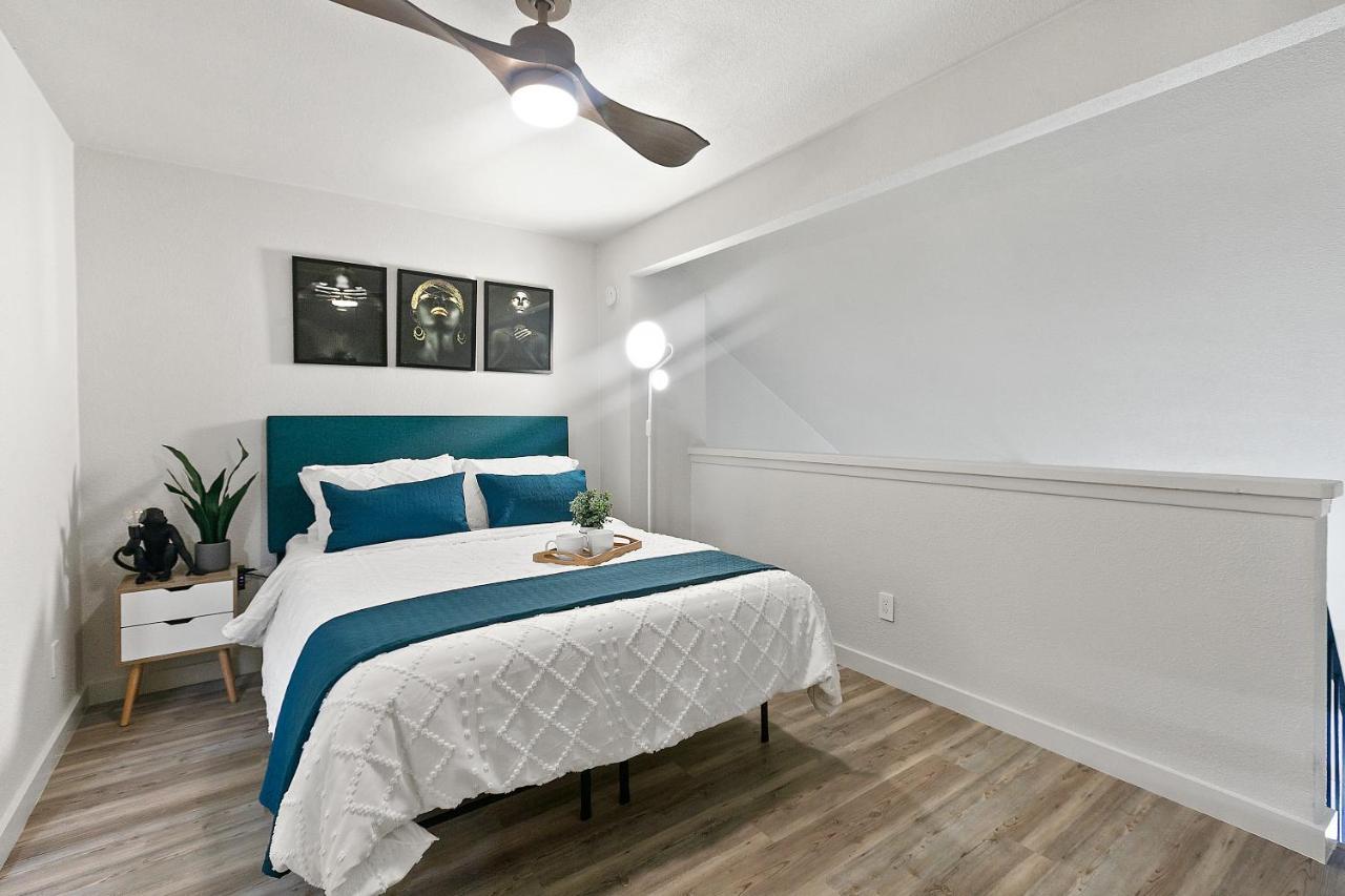 Апартаменты Contemporary Couples Getaway Near Austin Favorites - Loft 21 Экстерьер фото